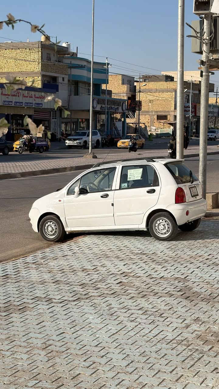 عندي كيو كيو باسمي جديده موديل2013 جاهزه وكلشي مبيها وهزه جديده اريدها ب39 مكاني كوت جاهزه من كلشي وكل الكهرباء شغاله


**إذا كنت صاحب هذا الإعلان وتريد حذفه لأي سبب، رجاءا أرسل رسالة إلى الدعم الفني**