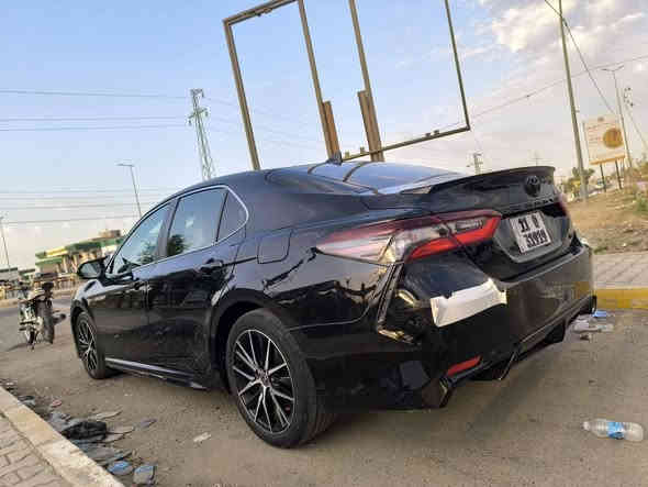 السلام عليكم 🌹

---

🚗 كامري SE 2023 

بانزين

ماشية: 16 ألف 

رقم شبه مميز بغداد / باسمي

محرك 4 سلندر

📌 الملاحظات:

صدمة بسيطة جاملغ خلفي فقط (بارد بدون صبغ)

رشّة خفيفة تحت الجاملغ الخلفي

💵 السعر: 200
📞 للاتصال والاستفسار ***********
