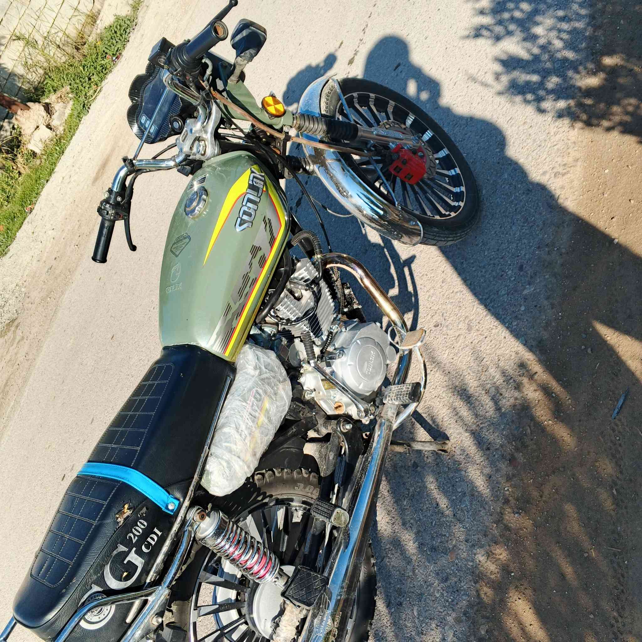 سلام عليكم
سيفان للبيع موديل 25 كامله مابيه اي نقص مكاني ديالى بعقوبه تقاطع القدس للاتصال ***********
