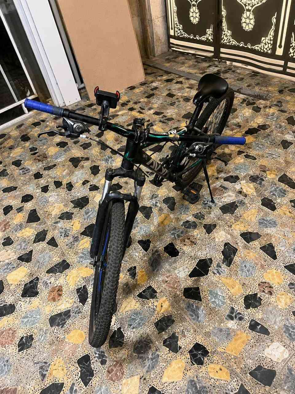 بايسكل البيع عطل مالته فقط بس الكير سعر 145الف وبي مجال العنوان بغداد الدوره حي اسيا يم جامع احمد المختار ***********
