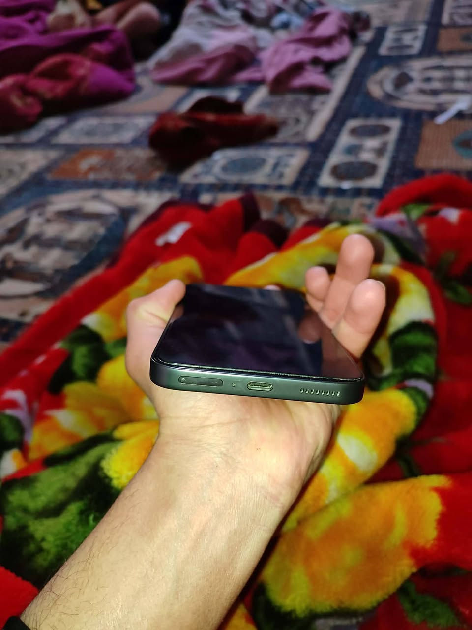 السلام عليكمInfinix GT 30 Pro
استخدام جدآ قليل نضافه 💯 كامل ملحقات نقص بس شاحن نفتح من ال كارتون 2026/1/31 
ذاكره 256 ألرام 12 
ألسعر 335 ألف 🔥
🚙 توصيل لا يوجد
📞 ***********
📍 ألعنوان
بغداد – مدينه صدر
شارع داخل مقابيل سوق الاولة
