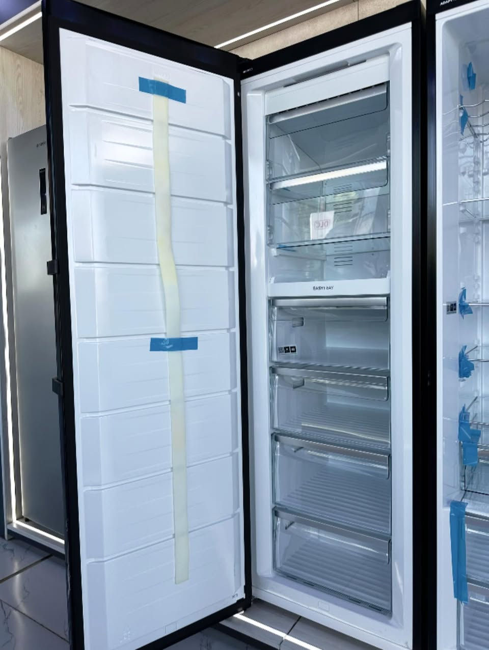 #بيتك_افخم
مع توأم gorenje الأسود ❄️❄️
نوفر البيع بالجملة والمفرد… بأسعار منافسة وجودة تليق بثقتكم ✨
#معرض لورنس للأجهزة الكهربائية
وكيل معتمد لأفضل الماركات:
HITACHI • Hisense • DLC • gorenje • Fakir • BiSSEll
العنوان📍: الموصل – حي الوحدة –قرب جامع الصابرين
للطلب والاستفسار الاتصال ع الارقام التالية :
كورك / ***********
اسيا / ***********
