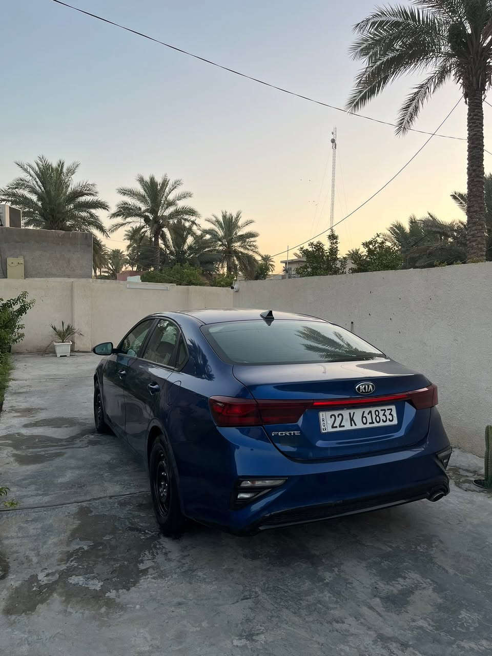 سلام عليكم للبيع كيا فورتي موديل ٢٠٢٠رقم أربيل الجديد هزه وسنويه جدد مكينه٢٠٠٠دوش كير بلادي سيفتي محرك وكير وتبريد وحداديه كلها بلادي ماشيه ٦٩الف حادثها جاملغ وبنيدحادثها خفيف صور الحادث والسونار كلها موجوده مكانها كربلاء السعر١١٢ وبيها مجال بسيط جدا للأستفسار ***********
