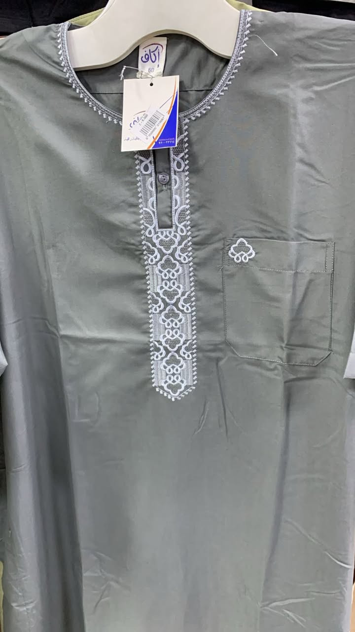 گلبيات رجالية جديد 
قطعة ب 10 
قطعتين ب 17 
يوجد توصيل لجميع المحافظات


**إذا كنت صاحب هذا الإعلان وتريد حذفه لأي سبب، رجاءا أرسل رسالة إلى الدعم الفني**