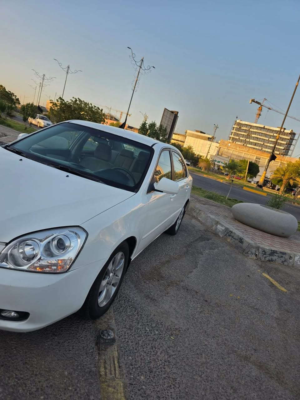 السلام عليكم كيه اوبتما للبيع 2006 وارد امريكي مكينه 6 سلندر 2700 رقم بابل دولي بسمي سنويه وهزه جديده ل 31 حادثه جاملغ خلفي وبيه صبغ حزام جماليه كير مكينه حداديه كفاله تبريد شغال السعر 72 وبيه مجال مكان السياره كربلاء لاستفسار 
*********** Colombo, Sri Lanka

