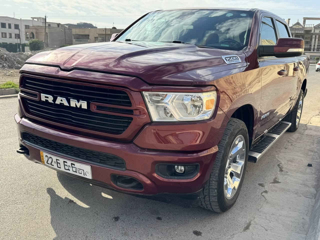 سلام عليكم
للبيع رام بك هورن موديل 2021 
باب طويل وبدي قصير المرغوب  
وارد امريكي حادثها بيبان ثنين عكس السايق
نفسهن مصلحات السيارة بدون تبديل اي قطعة 
ماشية 73 الف كيلو مو ميل 
رقم شمالي اربيل بأسمي 
حجم المكينة 5.7 
السيارة عليها كزوز بلادي صوتها يخبل 
مكاني بغداد 
للاستفسار اكثر ***********
