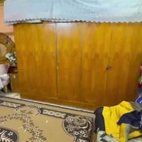 أغراض • غرفة نوم • للبيع