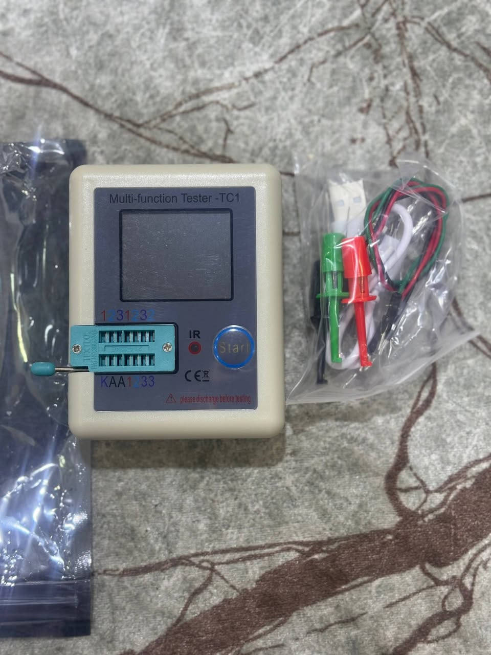 جهاز بهذا الشكل طلع الي بالامزون الي يفيدة خاص


**إذا كنت صاحب هذا الإعلان وتريد حذفه لأي سبب، رجاءا أرسل رسالة إلى الدعم الفني**