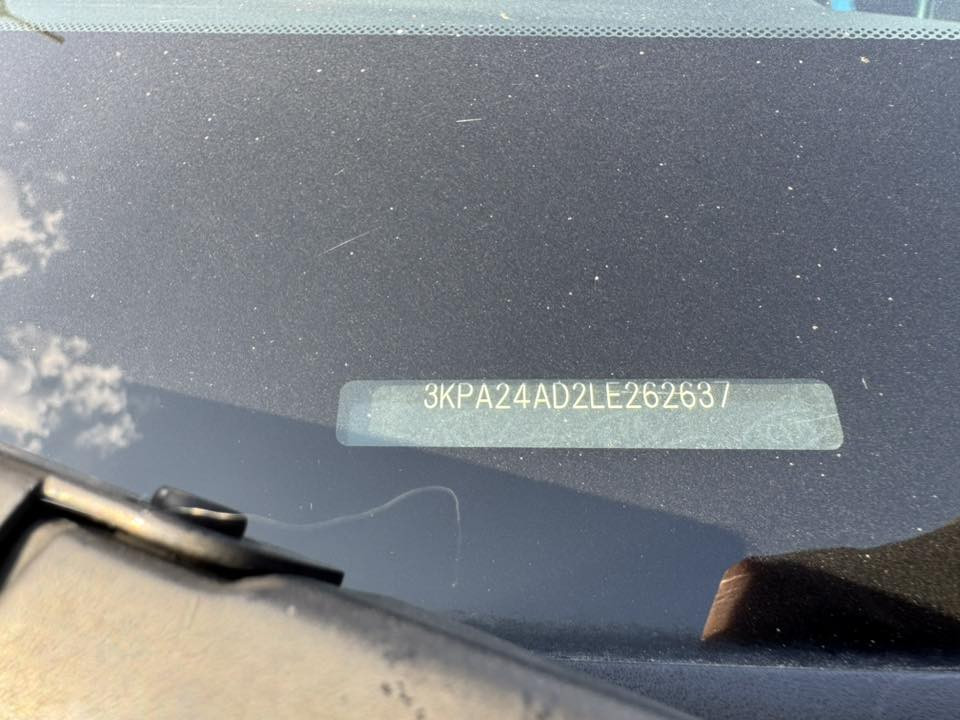 للبيع او مراوس فورتي
ريو 2020
محرك 16 دوش
جاملغ باب خلف صبغ
ماشي 56 مايل
مكان موصل
رقم اربيل
***********
