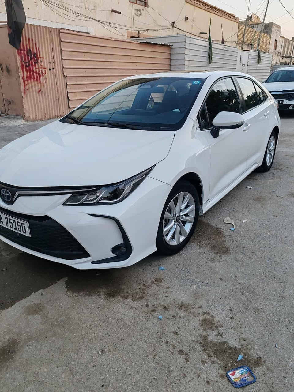 سلام عليكم كورله هايبرد صيني  للبيع مديل ٢٤ ضربته جوملغ وسونار مالته موجود وصورت الضربه موجوده ضربه مو قويه سياره جديده تايرات توني شادله تجي تفحص له تاخذه مكاني دوانيه سعر ١٤٥ وبيه مجال ***********
