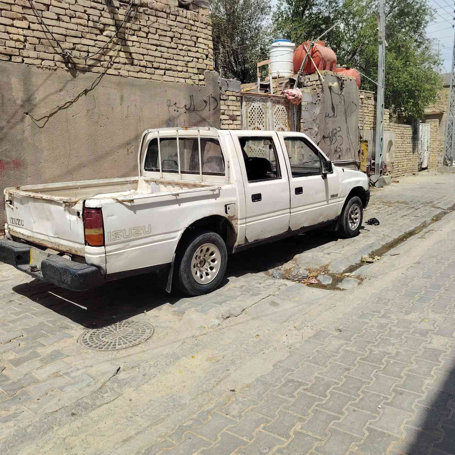 للبيع موديل ١٩٩١كير مكينه اوتماتيك كير بطه ٢٥٠٠مكينه ثريواي بجيس مال عمل سنويه نافذه رقم ميسان لسعر ٣٥مكاني ميسان كحلاقرب لسوق ***********@@***********وتساب مصفره رقم ألماني
