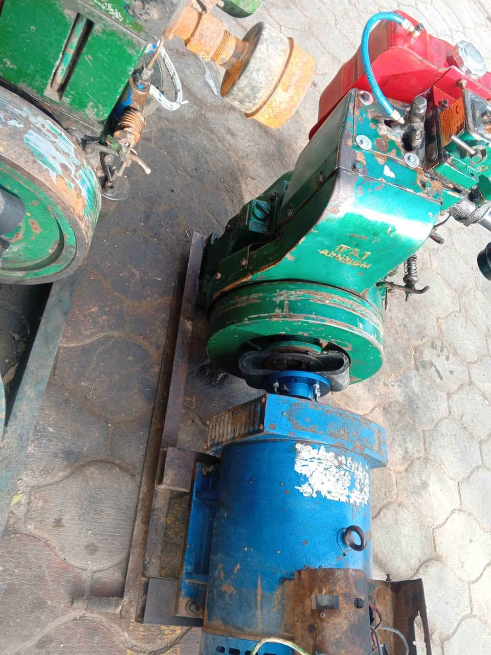 دويز عشره حصان تبريد هوه عليه راس توليد سبعه ونوص مامفتو لو برغي عنوان بابل شوملي وسعره 550.  ***********
