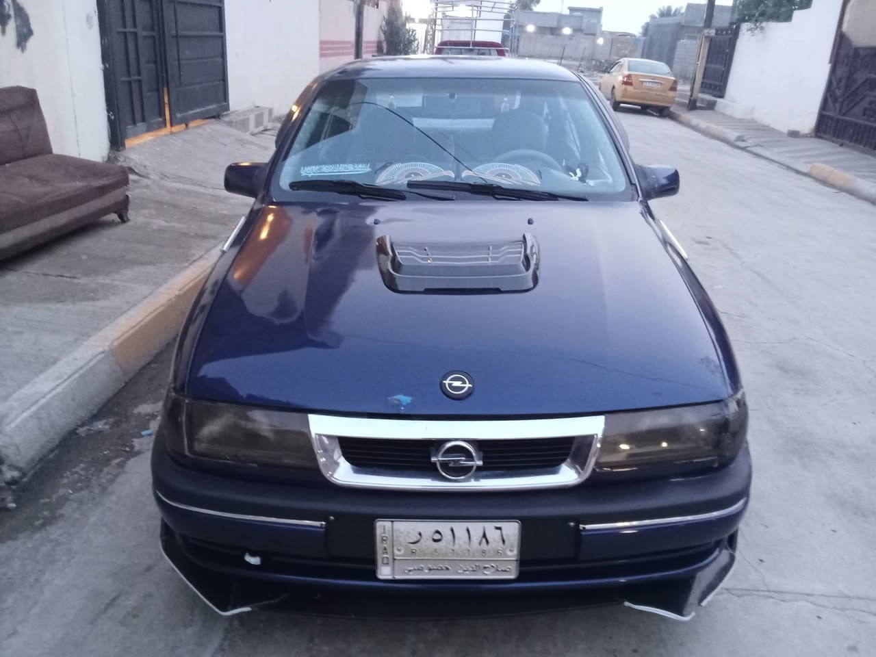 السلام عليكم اوبل فيكترا موديل 92 18 طائرات جدد قبل اربعه ايام شديتهن ومحرك جديد تونيش هذا الاسبوع سياره جاهزه ما بيها كل نقص ض كهربائيات كلها شغاله سياره ناعمه بشكل غير من الله سعر 32 واللي عنده النترا دمعه اراوس ***********
