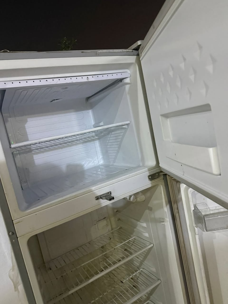 للبيع


**إذا كنت صاحب هذا الإعلان وتريد حذفه لأي سبب، رجاءا أرسل رسالة إلى الدعم الفني**