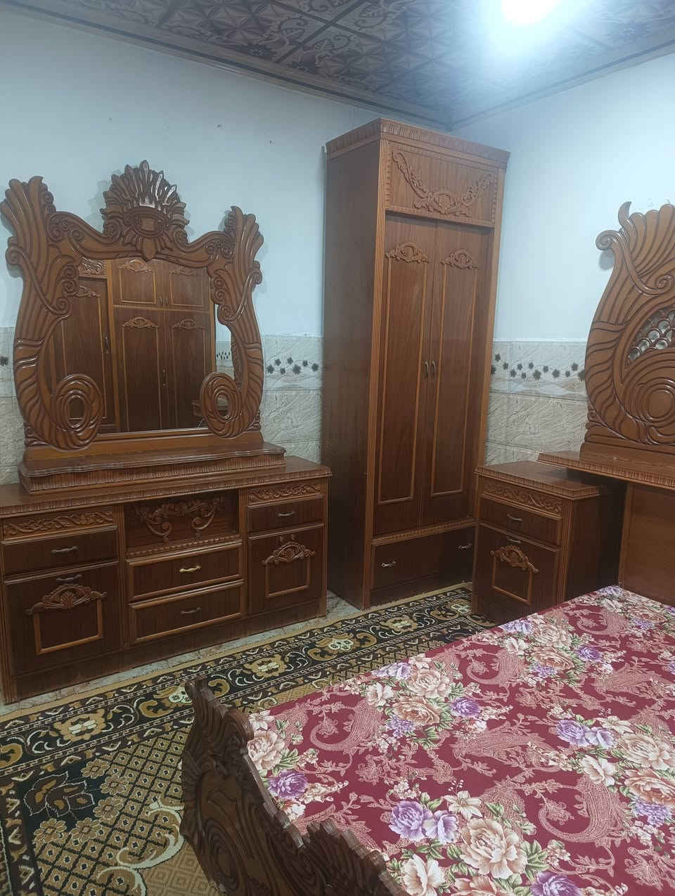 غرفه نوم خشب ثقيل وحيل نضيفه السعر 780- الشراي يتصل ***********-‏‪0750 791 3697‬‏ وادي حجر
