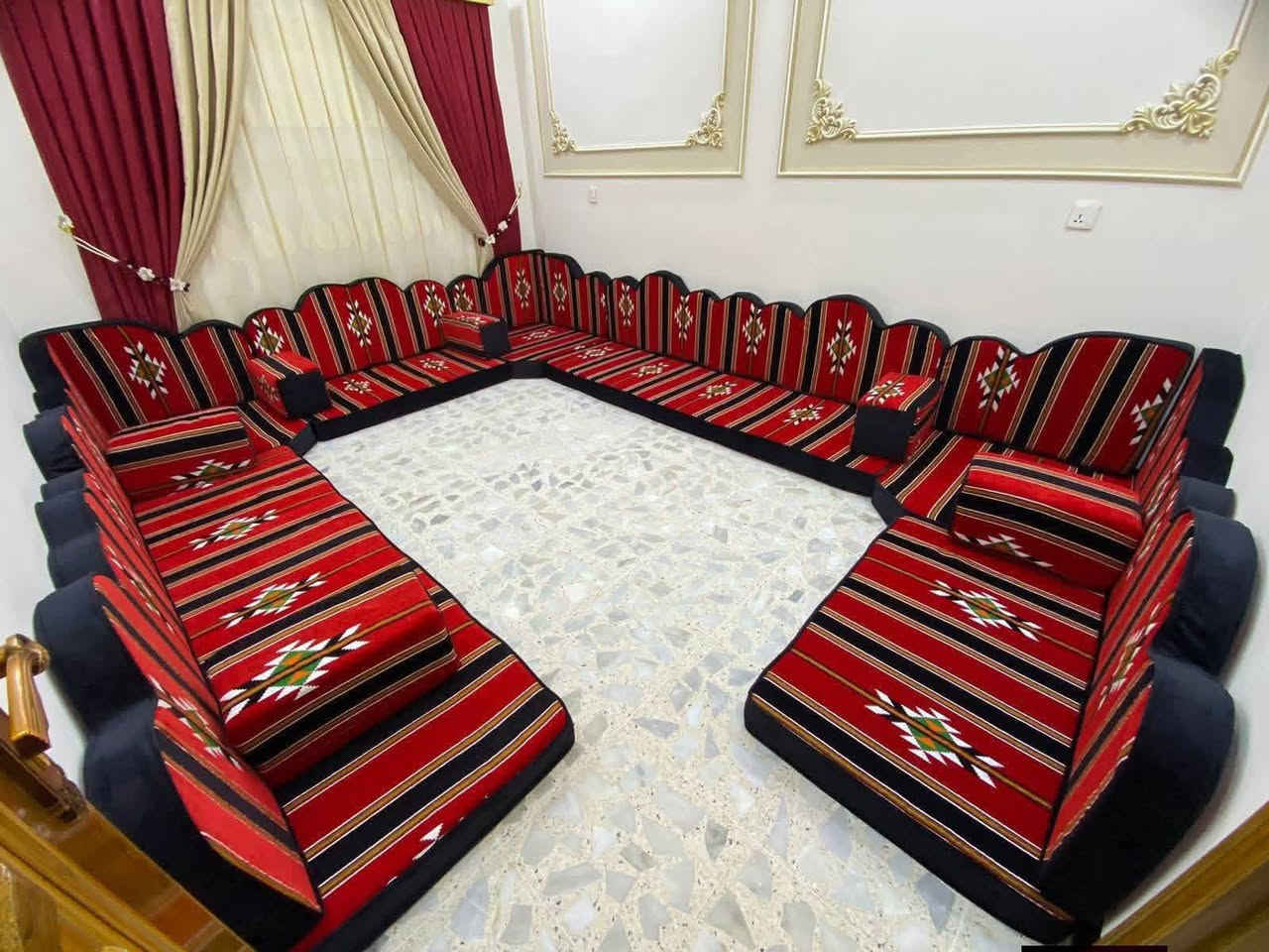 اعلان اعلان اعلان 🔥
فصال ديوان ارضي جميع الفصالات والوان وباقمشة فاخرة 
وأسعار مناسبه جدا 💥
العنوان #شارع الاطباء مجاور دكتور صباح العكيدي 
للستفسار التصل ع رقم أو مراسلة خاص 
***********
