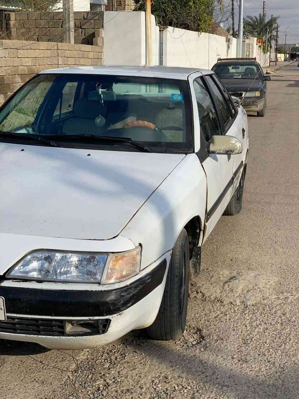 سلام عليكم 
تراهم قصاد اذا مقدمه زينه
سياره دايو اسبرو للبيع موديل 93
شراط التحويل او وكاله 
محرك كير شرط 
هاتف ‏‪0773 418 3493‬‏
