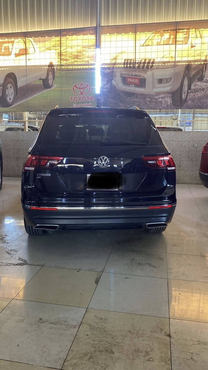 السلام عليكم
للبيع فولكس واجن تيغوان 2020 فئة SE 
محرك 2.0 توربو
7 راكب
ماشيه 108 قابل للزياده
السيارة جدا نظيفه 
صور الحادث مرفقة ويه الصور
جاملغ امامي عكس السائق بدون ايرباكات 
باقي السياره مكفوله
سنويه ل27
تحويل مباشر
سعرها 175

تكريت/القادسيه
هـ/‭0781 540 8781‬
