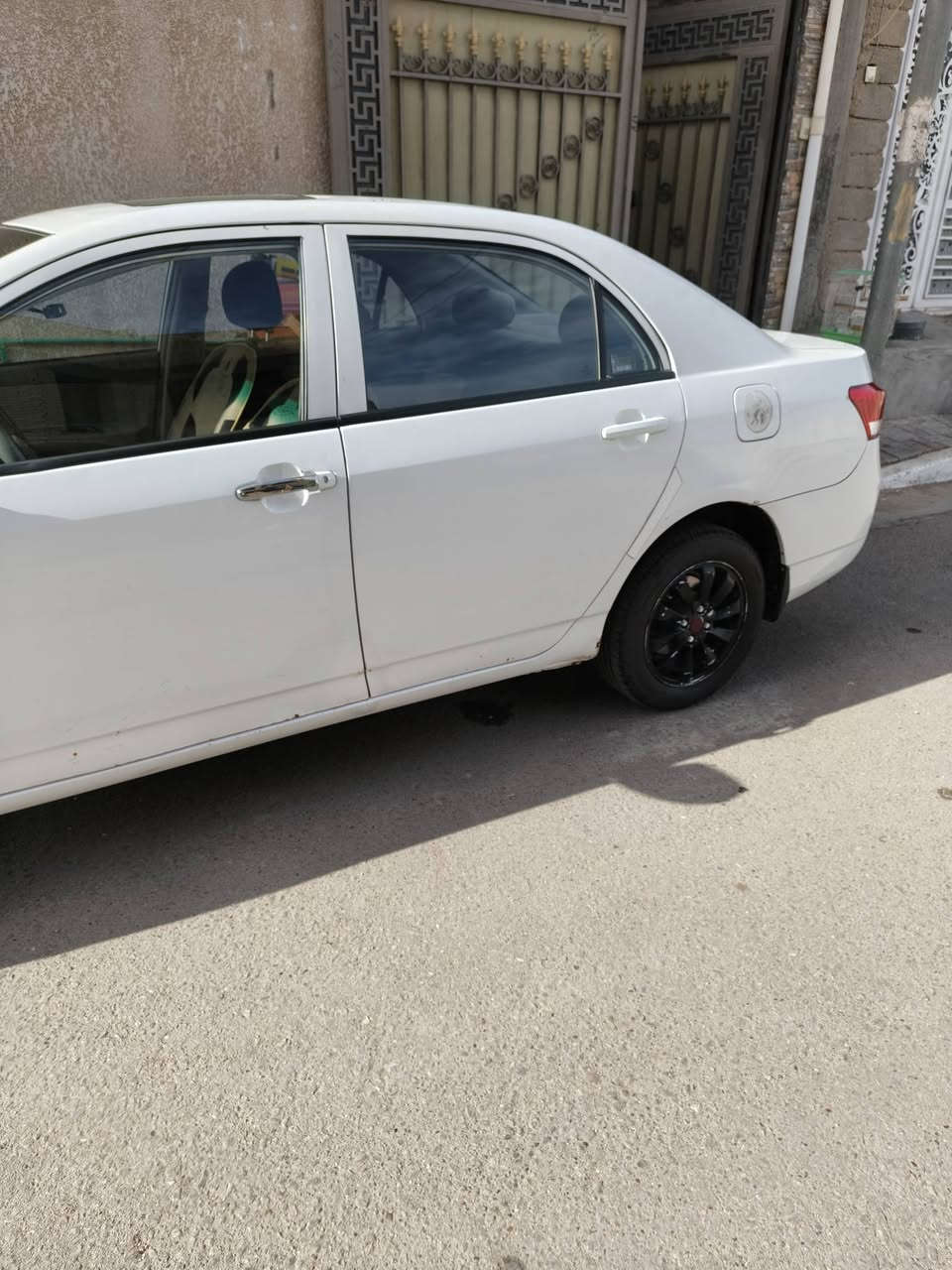 BYD  G3
گير عادي المرغوب 
السيارة كلش حلوة 
بيهة قطعة وحدة صبغ 
تبريد شغلات
تخم تاير جديد
مواصفاتهة معروفة من فتحة وكامرة وشاشة وحساسات
رقم كربلاء بإسمي
مكان السيارة هم كربلاء 
السعر 5800 دولار
يعني 58 ورقة وبيهة مجال


**إذا كنت صاحب هذا الإعلان وتريد حذفه لأي سبب، رجاءا أرسل رسالة إلى الدعم الفني**