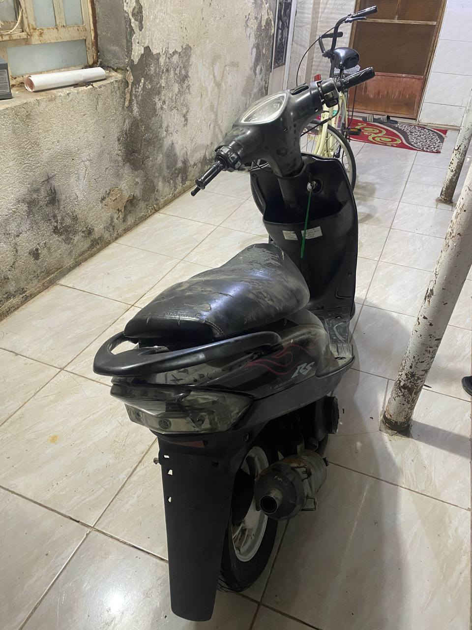 ماكس عدله للبيع
الدراجه كلهه ملحه صدر كدام ويلات رياضي تايرات جلاتين كهربائيات كلهه شغاله الكفر الكدام موجود وكلهه ختم واحد وي المكينه عوزهه غسله الدراجه مضمومه جانت 
مكاني البصره القرنه رقمي *********** بي واتساب هم
