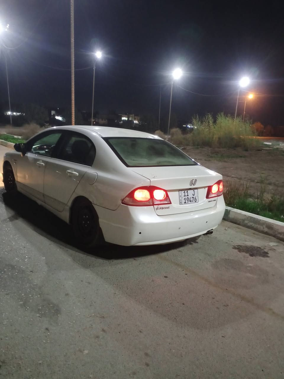 هوندا سفك 2009 رقم بغداد دولي السياره مكفوله من كير مكينه تبريد كامل الحساسات تحكم استيرن ما بيها اي حادث سياره نضيفه السعر 65 رقم الهاتف ***********
