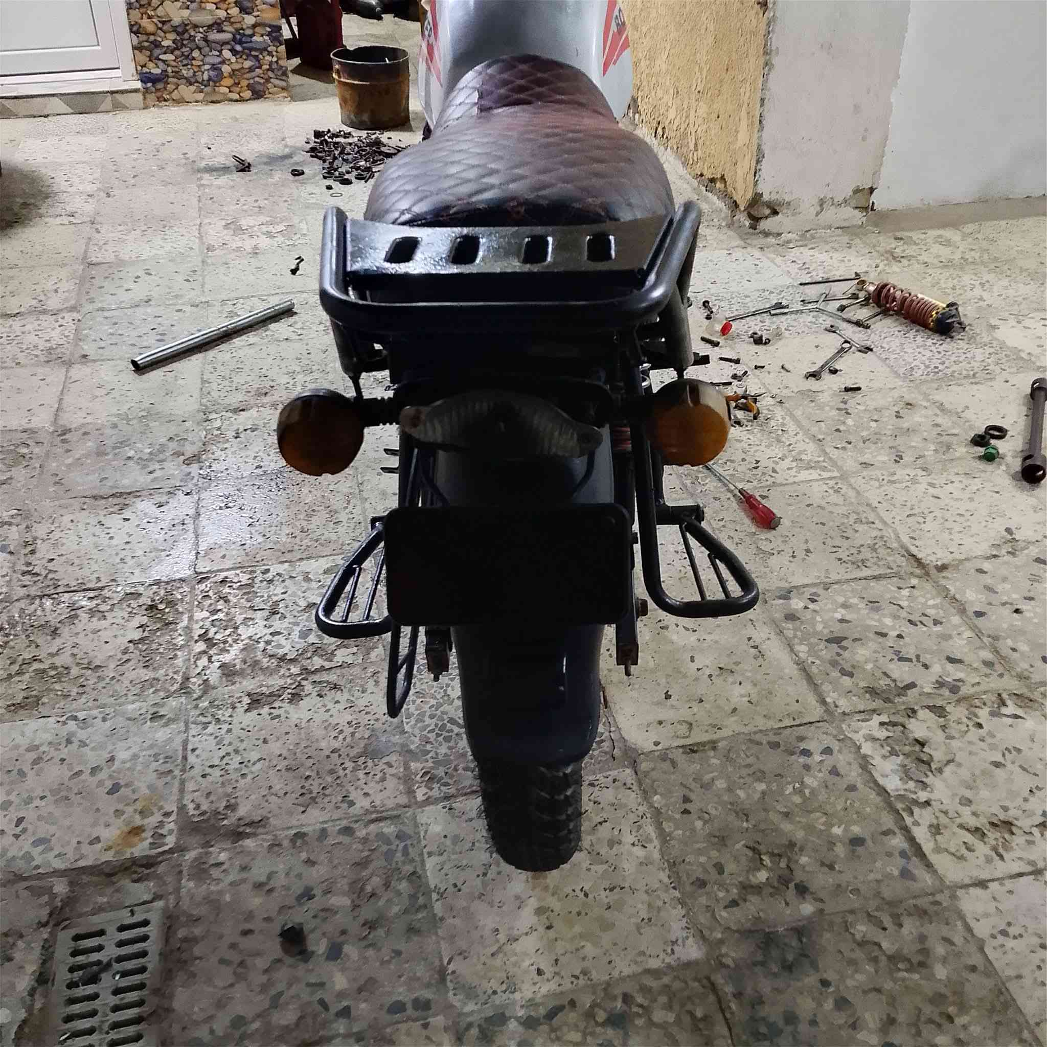 بوكسر للبيع
مديل ٢٠٢١
أوراق اصوليه
***********
