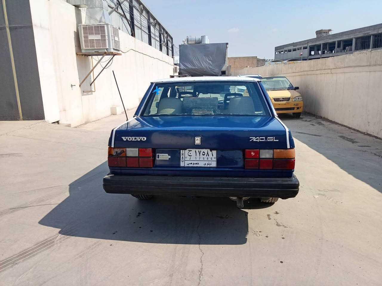 السلام عليكم للبيع فالفو 740موديل 1986 رقم نينوى الماني تبريد ثلج الشرعي موجود وكاله  وتحويل السعر 30وبيها مجال ‏‪***********‬‏ مكاني موصل حي عدن
