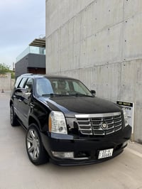 كاديلاك اسكليد • ٢٠١٢ • ١٢٥ الف