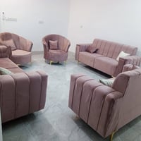 تخم • ١٠ مقاعد • خانقين