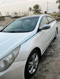 سوناتا ٢٠١١ خليجي بنوراما سياره ماشيه ١٨٠ الف صبغ بل بنيد اثر تكشير لل...