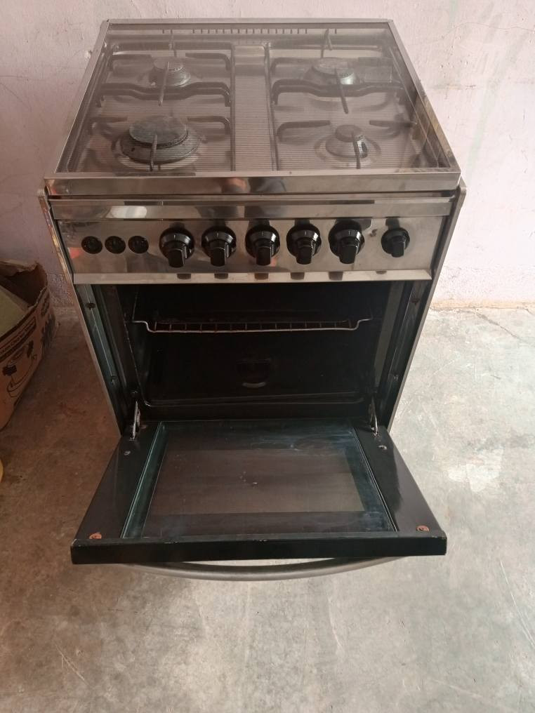 طباخ اربع عيون ستيل حيل نظيف شرط الشغل عالفحص العيون والفرن السعر 90 وبيه مجال شراي تفضل خاص.كركوك كركوك, العراق


**إذا كنت صاحب هذا الإعلان وتريد حذفه لأي سبب، رجاءا أرسل رسالة إلى الدعم الفني**