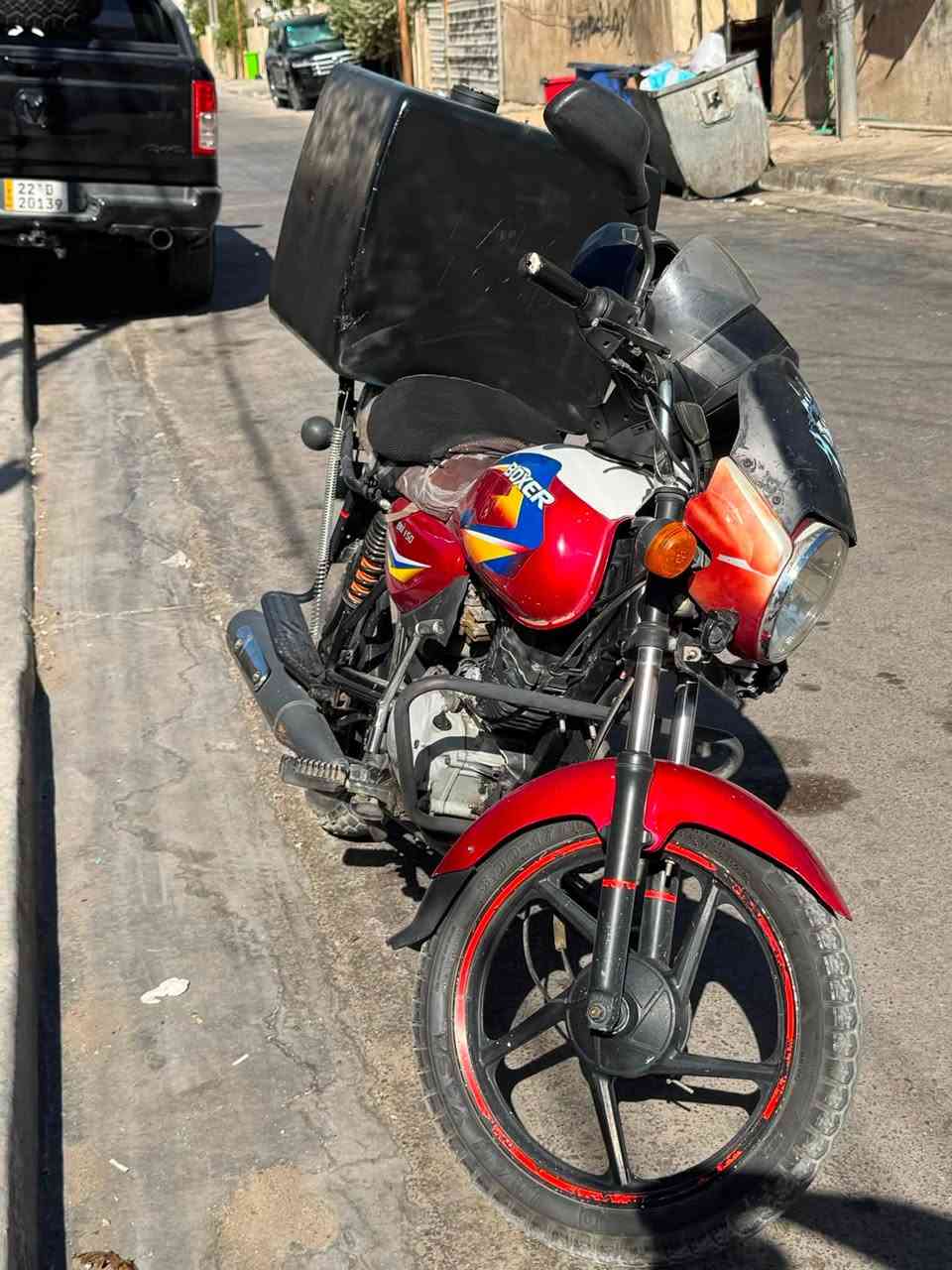 دراجه بوكسر موديل 2019نازله بل 20اوراق كامله شرط ترقيم السعر 900وبيها مجال مكان الدوره 
***********اتصل او واتساب
