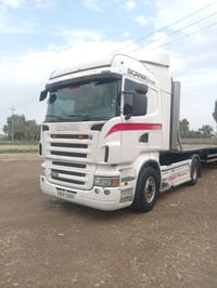 للبيع سكانيه موديل 2008مكفوله كفاله عامه كير ماسحه سياره جديد تخم تاير...