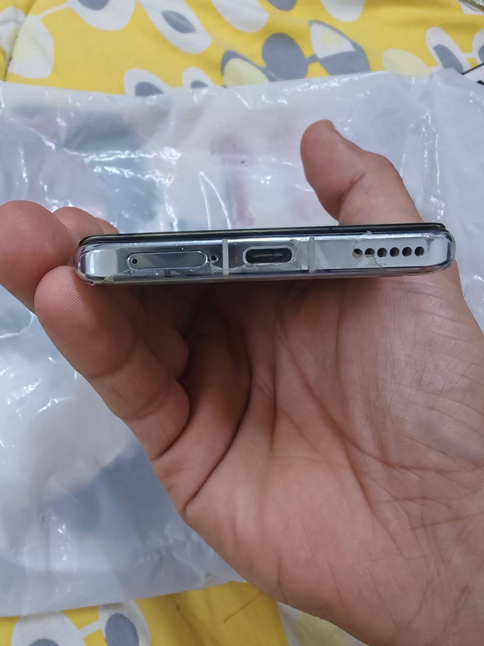 هونر ماجيك 4 برو للبيع
معروف المواصفات
الجهاز مغلف الظهر
وياه 6 كفرات
4 لاصق شاشة اعتياديه بدون مادة
+2 لاصق شاشة ام المادة

وبيه كسر بالظهر ما مأثر على الجهاز

مكان بغداد الزعفرانية
السعر 450 الف كامل مع ملحقاته
***********
