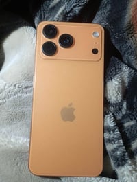 آيفون ١٧ • اماراتي • حلة