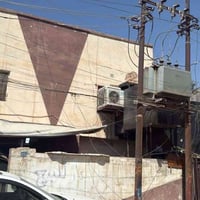 دار للبيع سبع ابكار بناء عكادة فرع عريض  المساحة 153 م  الواجهة 10 م  ...