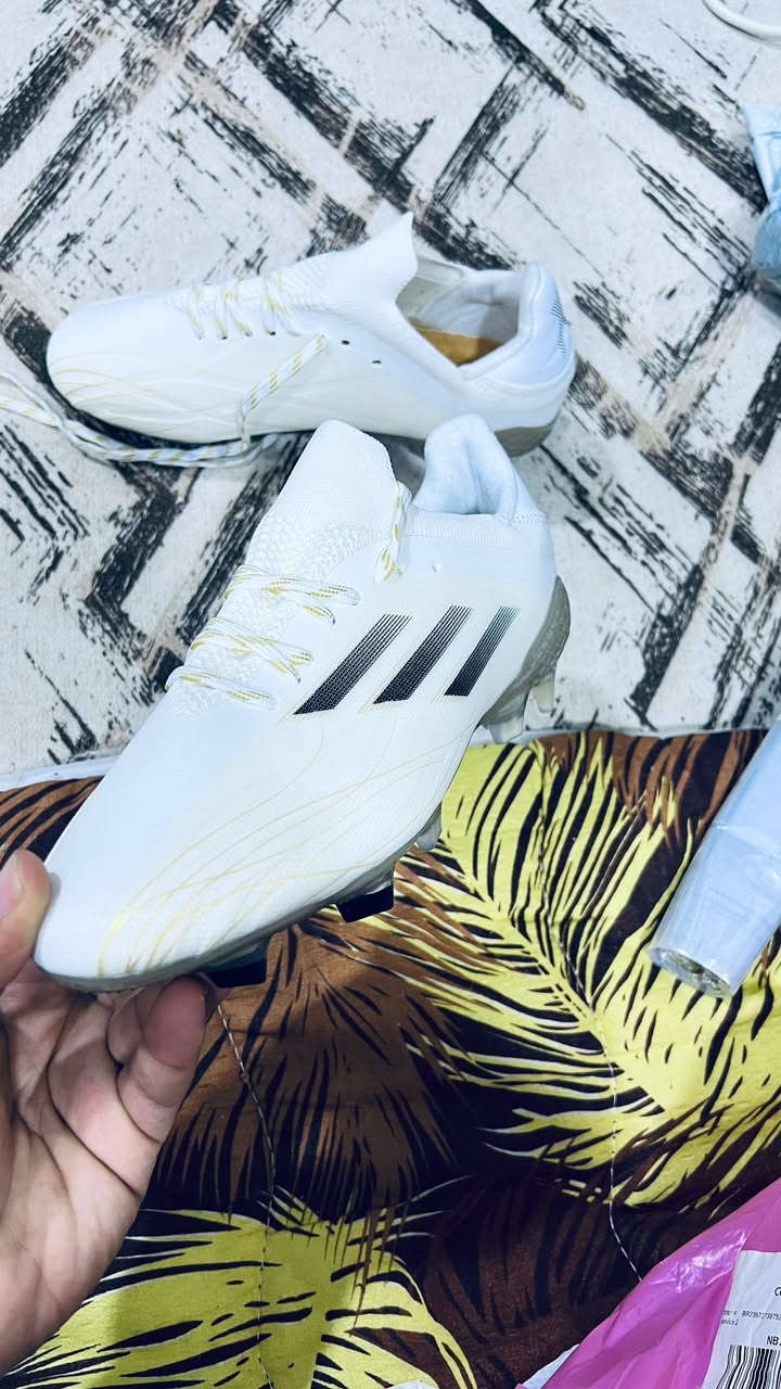 حذاء وياضي اصلي مختوم شركه  قياس 41. قيم واخذ


**إذا كنت صاحب هذا الإعلان وتريد حذفه لأي سبب، رجاءا أرسل رسالة إلى الدعم الفني**