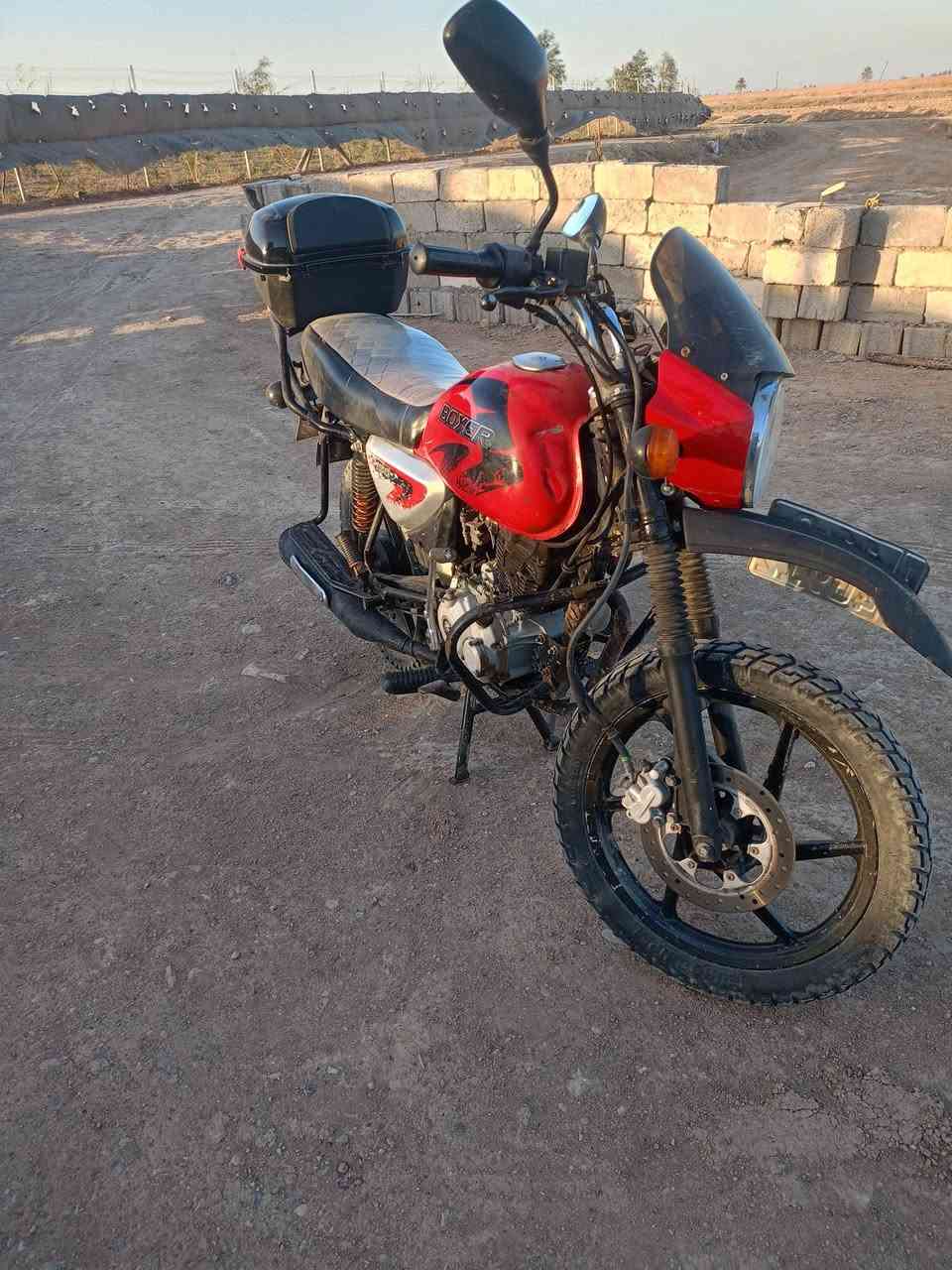 للبيع بوكسر جبلي
نقوصات واضحهه 

 جاملق امامي 

ودبلات بيهه عواج الماميات 

وستيرن بي عواج العواج

اثر  حادث

 الشاصي  شخط ممشغوط 

مرقم نكليزي بسمس شوكت متريد تحويل 

سعر 19000بي مجال بسيط 

مفتوحه مره وحده عله ايدي عوجت بستم 

دراجه ثنين وعشرين شهر ضنعش شك تلاثه وعشرين 

بس سنويه تسجلت ثنين وعشرين 

موجود خاص واتساب او عل رقم ***********
