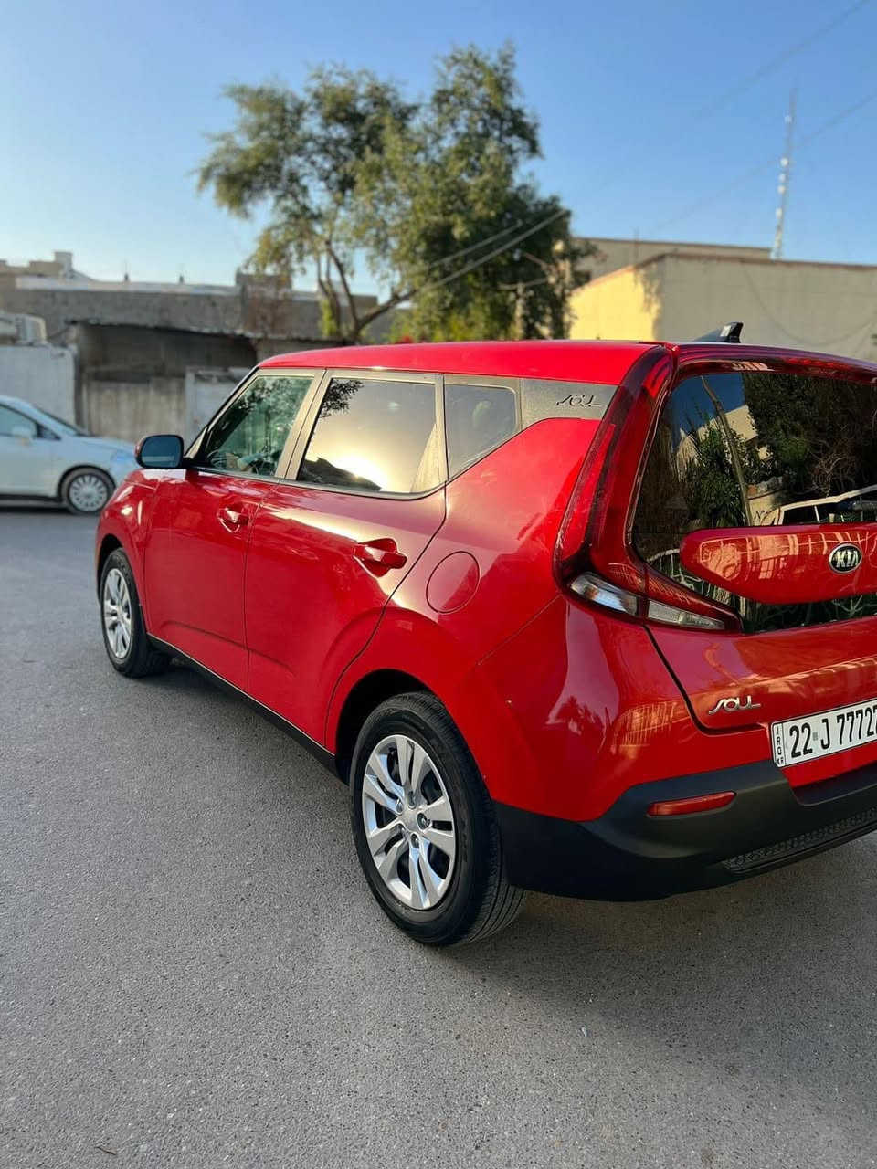 كيا صول موديل ٢٠٢١ رقم اربيل مميز بدون ايرباك حادث بسيط جدا السيارة ماشية ٣٥ الف ميل السيارة جديدة بمعنى الكلمة مال جناي وسيارة باسمي السعر ١٥٠ للاستفسار الاتصال ***********
