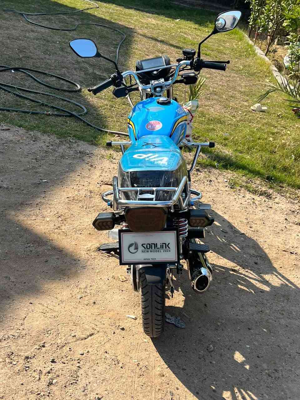 السلام عليكم يراني مودييل 24مكفول  من تاير للتاير محرك200 ماممدود عليه صبانه  تاخذه ماتخلي عليه ربع دراجه حلوه وناعمه دراجه شوفت عينك حلا من صوره والله سعر 775 بي مجال  رجائن مو شراي لا تعبني ولا تعبك  ***********
