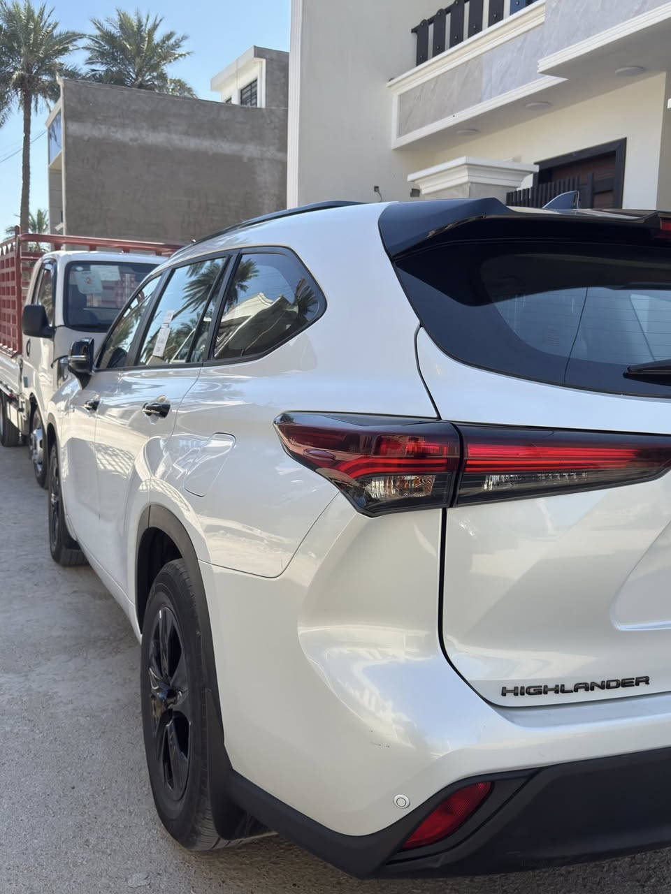 السلام عليكم
تويوتا هايلاندر 2024 

فول مواصفات 

GLE

بلاك ادشن

فورويل 
 
تحويل مباشر 

رقم السياره بغداد 

سياره بأسمي 

مكان السياره بغداد 

للاستفسار :  ***********
