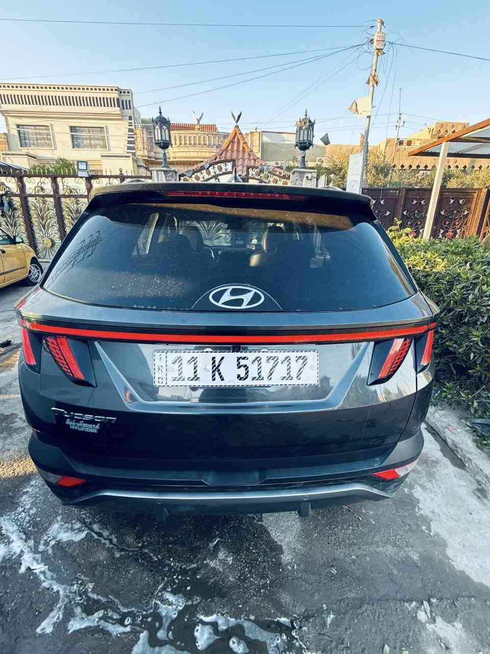 مرحبا توسان 2022 سياره فول 1/1 تتقدم وترجع من بصمه كير دكم الحديث وتشغيل عن بعد كامرات جانبيه 360 درجه مع الاشاره بنوراما مقاعد جلد كهرباء تدفئه ىتبريد بل كشنات  الاماميه وخلفيه خمس وضعيات لسايق رادار وتحديد مسار تدفئه كشنات خلفيه جنطه كهرباء سبير منازل رقم سياره مرتب جديده سياره مكان سياره بغداد *********** سعر 185 بيه مجال بسيط لان سياره فول اعلى فئه بل توسان
