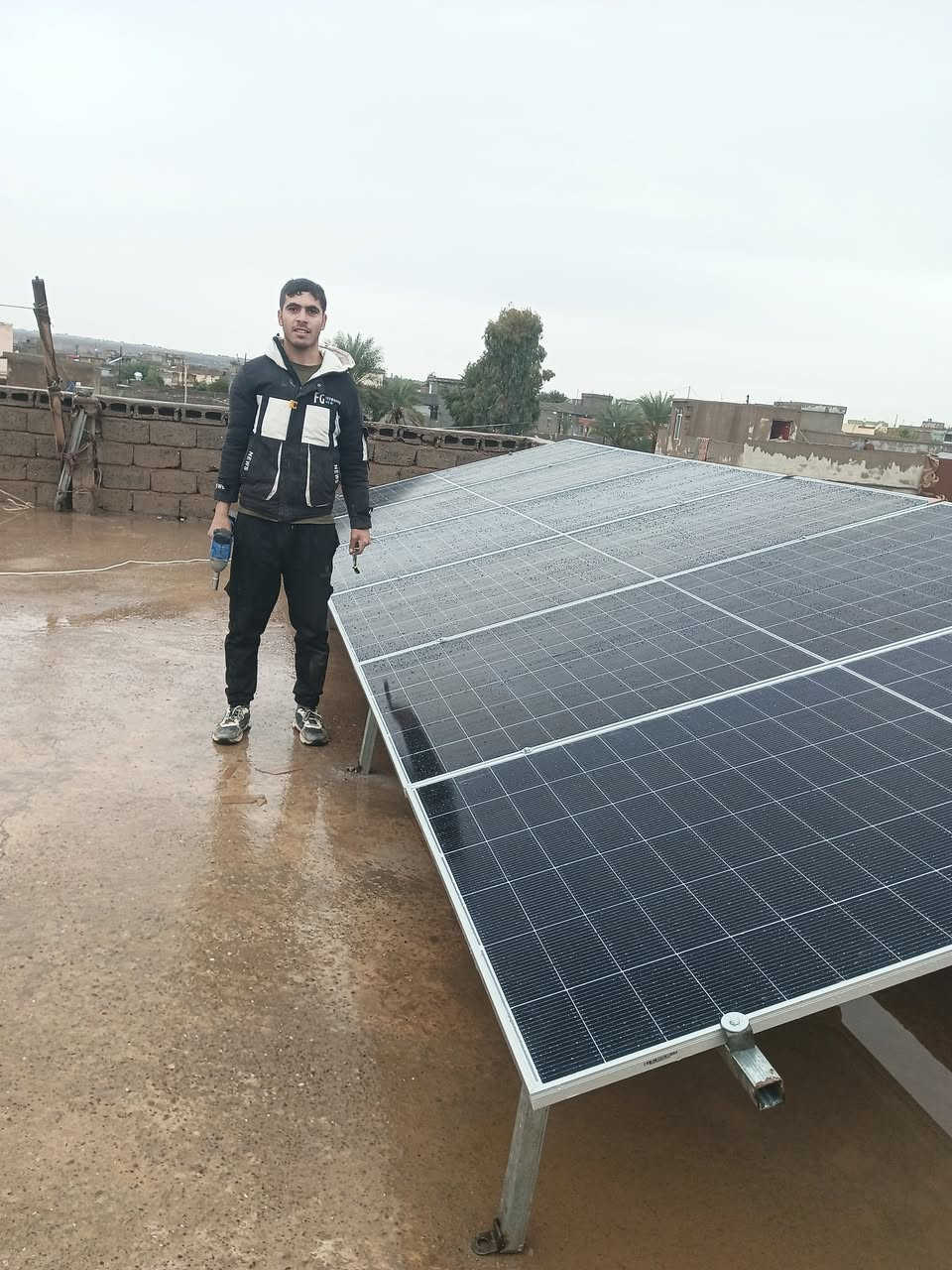 السلام عليكم
من عروض شركة الحجاب للطاقة الشمسية 

✅🌟تم تنصيبها للأخ (ثائر رجب ابو رفل ) في الفياض📍 

              ⚡بقدرة ⚡

12-امبير نهاري ☀️
7_ امبير ليلي 🌙

✅ تظمنت المنظومة الشمسية 🔆
 
6_ألواح من شركة لونجي 615 واط 
 بقدرة توليد ⚡(2.5امبير) (مؤسسة)   
 بظمان ١٥ سنة ✅
 
2_ بطارية ليثيوم من شركة (SRNE) 7 كيلو واط بقدرة توليد⚡7 امبير لمدة 5 ساعات ⏱️ 🛑 
بظمان 5 سنوات ✅

3 _انفيرتر من شركة (SRNE) 🟢
بظمان 2 سنة✅ 

☀️نقدملك هذة المنظومة مع صيانة 🛠️مجانية لمدة سنة
وظمانات حقيقية واستبدال اي عنصر تالف 👍

________________________________________
_________________________________________

🔴نعمل ليلا 🌙 مع نهار،☀️

✅غايتنا أرظاء زبائننا  الكرام ومواعيدنا معهم ⚡✅

🎉حياكم الله في شركة الحجاب للطاقة الشمسية 🎉

الهاتف للأستفسار
 
*********** الاستاذ فرحان

العنوان_الشرقاط_اسديرة_الفياض
