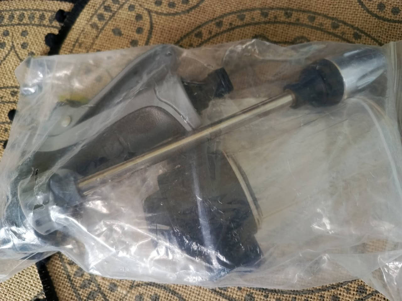 الى زبائنا الكرام وصلتنا وجبه جديدة من البضاعة الامازون يوجد خدمة توصيل لجميع مناطق بهرز وبعقوبة للاستفسار اكثر الإتصال على رقم ***********
