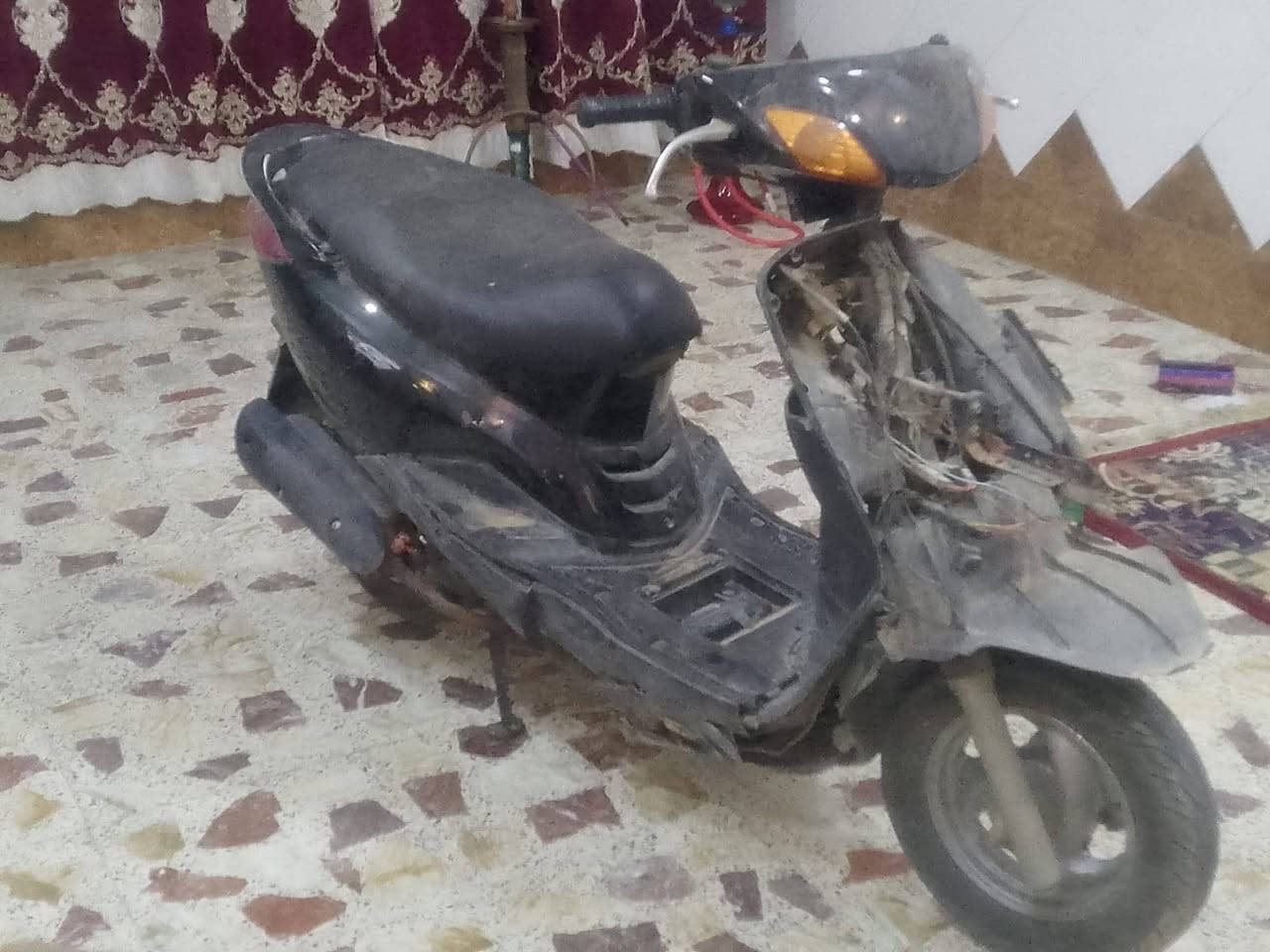 دراجه بريز شغاله ومابيه شي قيم بل يرضه بي الله وخضه دراجه بغداد المعلمين ما متواجد عل فيس *********** هاذه رقمي خابر وتدلل الكفرات البقيه موجودات بس ما عندي مجال اشتهن
