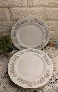 رويال • عدد ٥ • توصيل