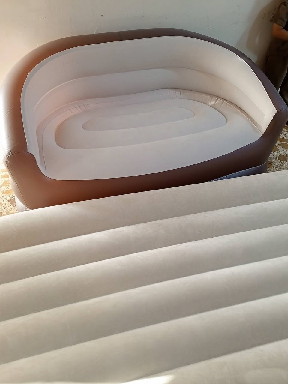 اخوان دوشك نفخ مع قنفه شي مرتب للسفرات وللبيت هم يرهم شراي خلي سعرك وبل عافيه


**إذا كنت صاحب هذا الإعلان وتريد حذفه لأي سبب، رجاءا أرسل رسالة إلى الدعم الفني**