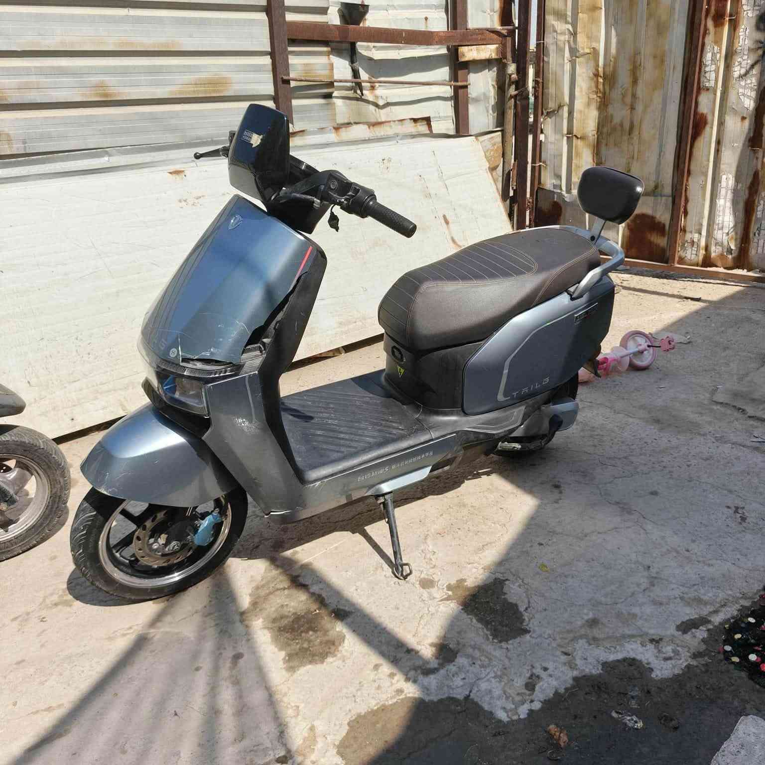 سلام عليكم درجه تيسلا  البيع درجه بيع مستعجل درجه خير من الله درجه بطارياتهه فول سرعه 60 حقيقي مكاني البياع ‭***********‬  راسلوني واتساب
