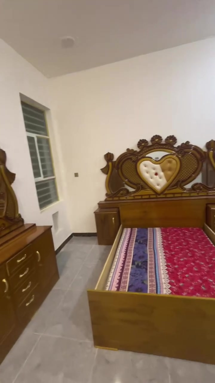 غرفه اثاث نضافة فول للبيع
***********
