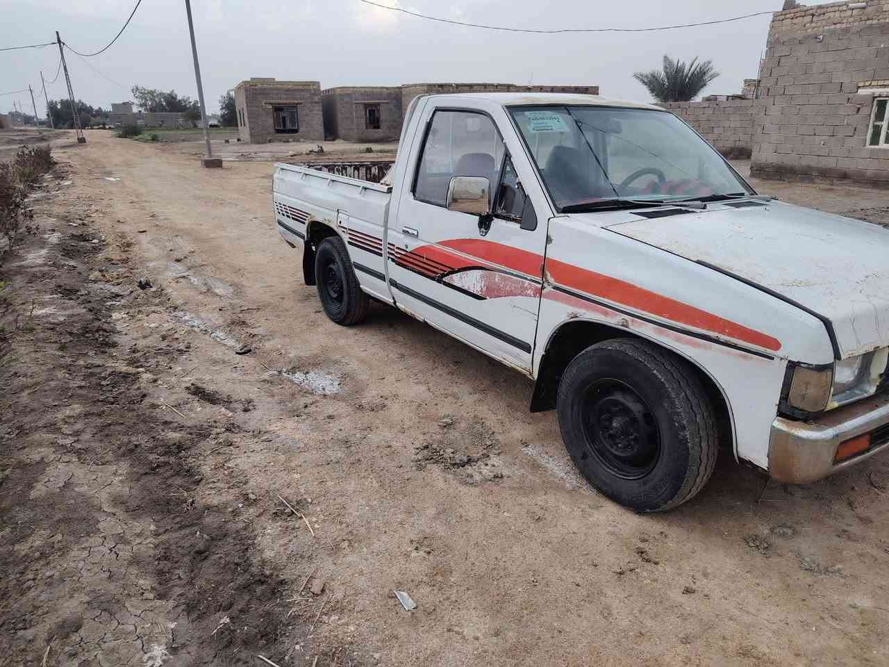 نيسان موديل 92 رقم مثنى  مداور ثاني يوم مكانها السماوه قضاء النجمي  للاستفسار ***********
